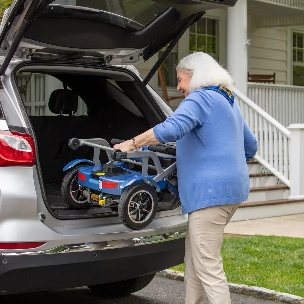 Journey So Lite 4-Wheel Folding Scooter - Image 9
